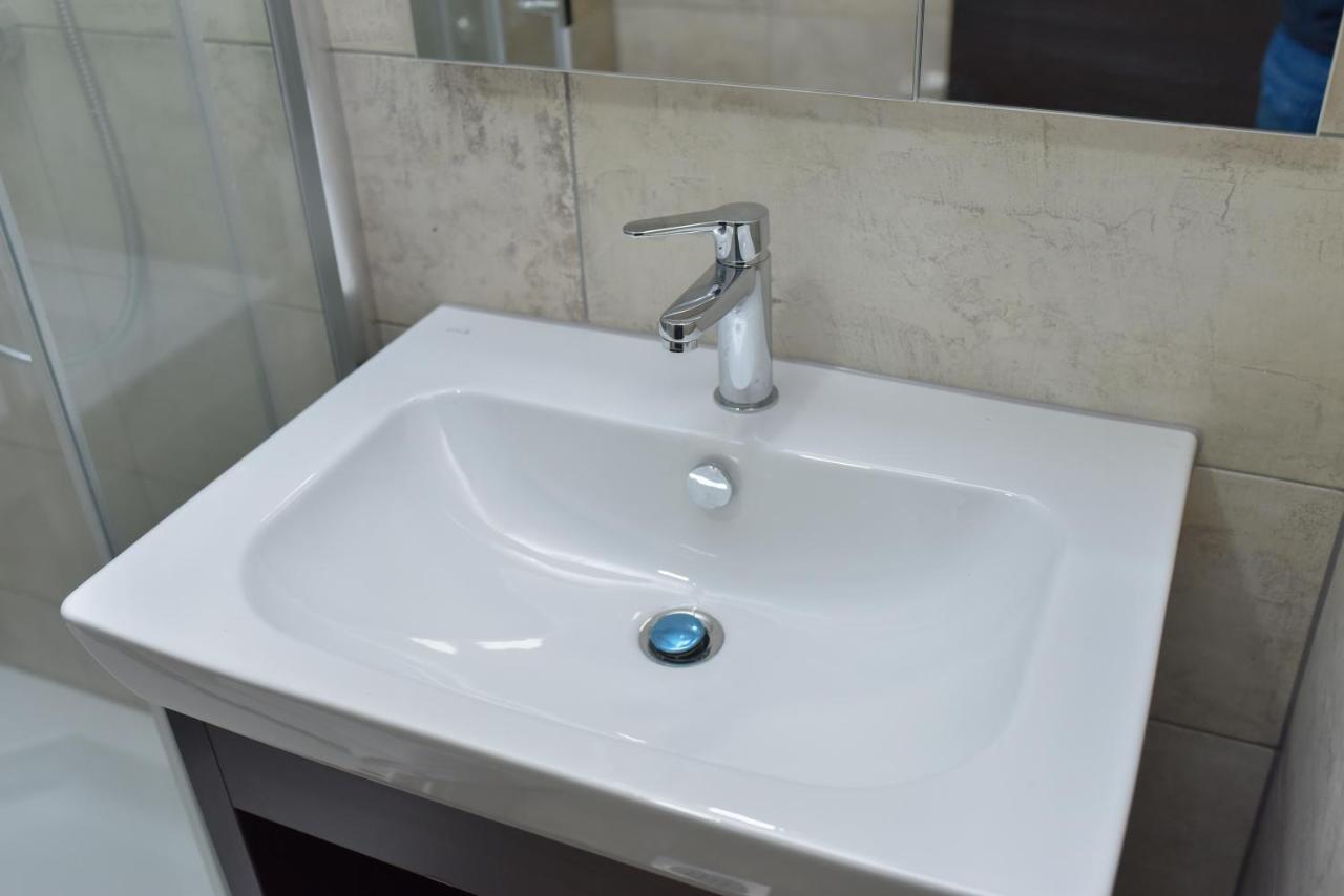 Motel Grand Velika Kladusa Luaran gambar